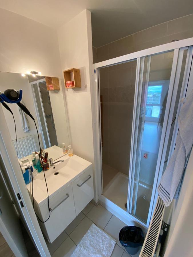 Super Chambre Avec Bureau Courcouronnes Extérieur photo